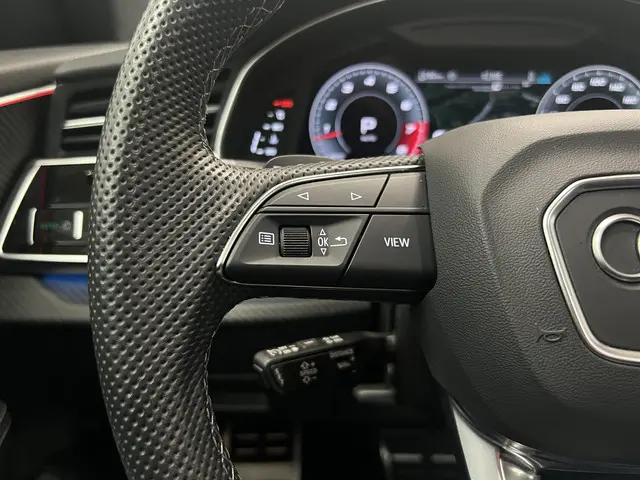 Audi SQ8 4.0 TFSI SQ8 quattro 2024 Benzine 25