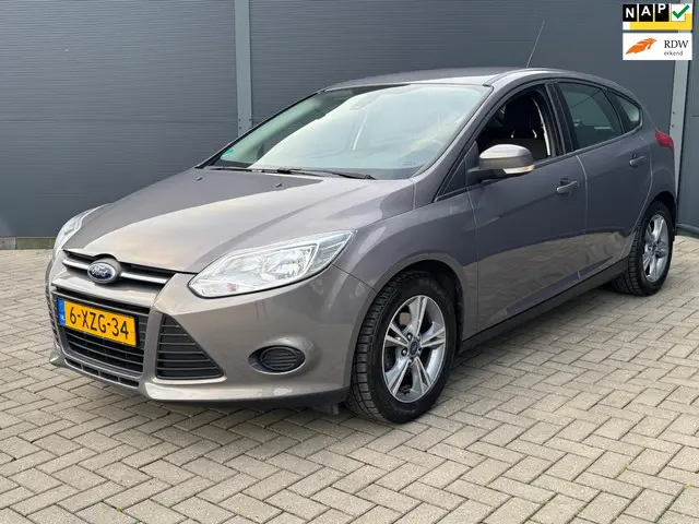 Ford Focus 1.0 EcoBoost Edition / Navi / Nap / Pdc 2014 Benzine