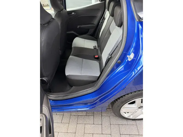 Renault Clio 1.0 TCe 90 GPF Evolution 2024 Benzine 10