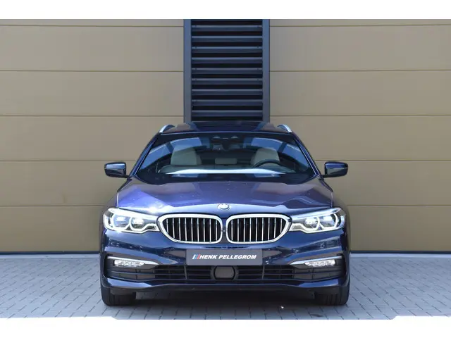 BMW 5 Serie Touring 520i High Executive 2017 Benzine 6