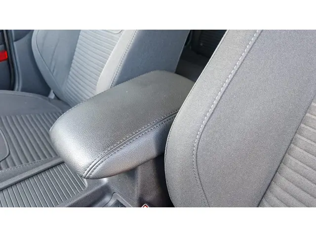 Ford Focus Wagon 1.0 First Edition 2015 Benzine 16