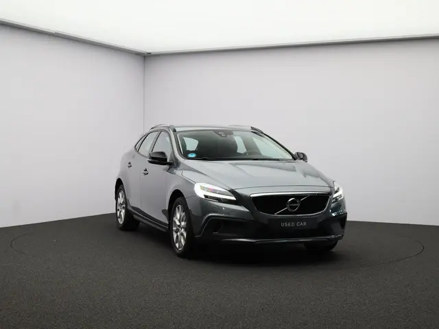 Volvo V40 Cross Country 2.0 T3 Nordic+ 2017 Benzine 31