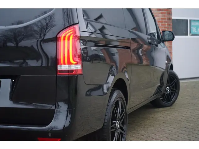 Mercedes-Benz Vito 119 CDI 4x4, Lang, 2021 Diesel 24