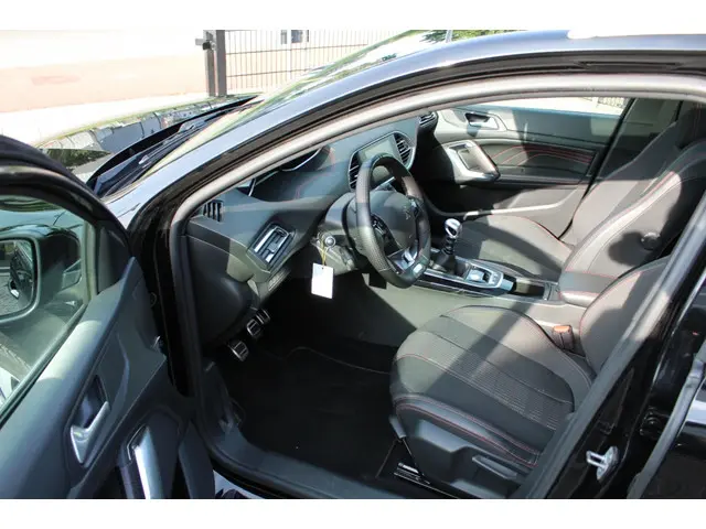 Peugeot 308 SW 1.2 PureTech GT-line 2017 Benzine 10