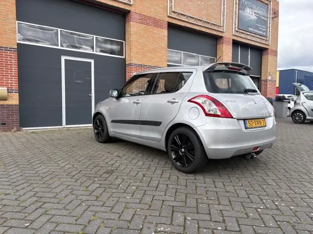 Suzuki Swift 1.2 VERKOCHT 2012 Benzine 6