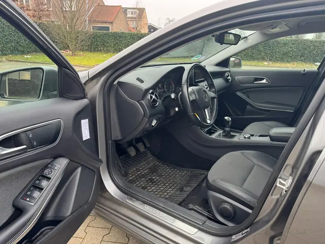 Mercedes-Benz A-Klasse 2