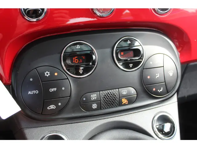 Fiat 500 0.9 PANO//NAVI//ECC 2017 Benzine 14