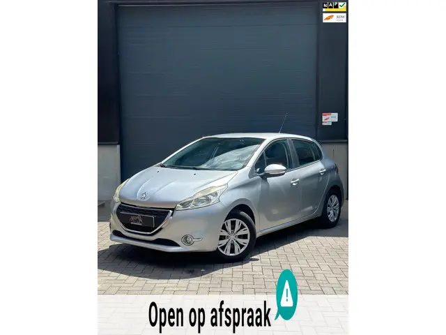 Peugeot 208 1.2 VTi Envy Cruise - Navi - BT 2013 Benzine