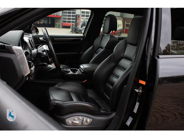 Porsche Cayenne 3.6 S 2015 Benzine 22