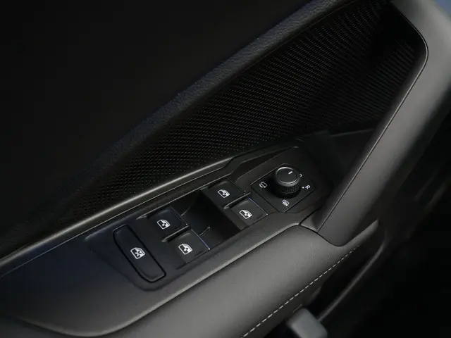 Volkswagen Tiguan 1.5 eTSI R-Line Business 2024 Benzine 19