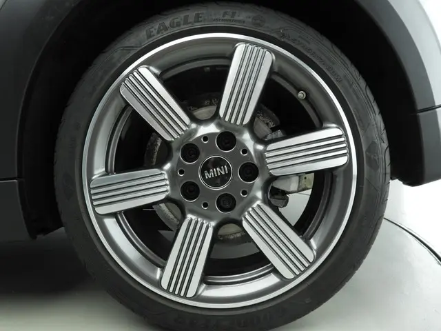 MINI 3-Deurs One 2021 Benzine 31