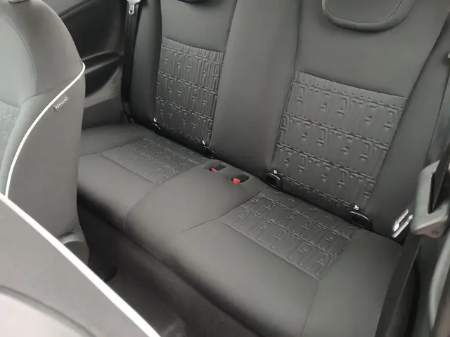 Fiat 500 42 kWh|320 KM bereik! 2023 Elektrisch 11