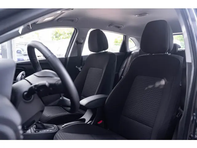 Hyundai i20 1.0 T-GDI Trend Mild Hybrid 2023 Benzine 29