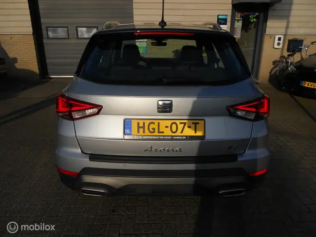 SEAT Arona 1.0 TSI FR Intense Plus 2023 Benzine 7