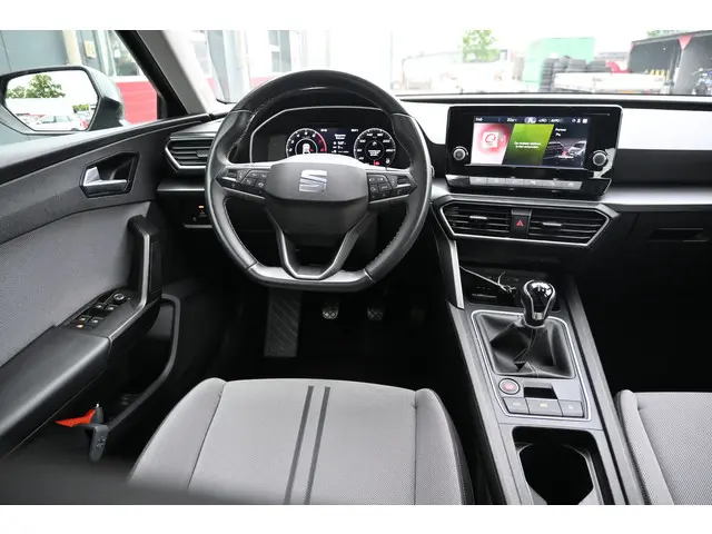SEAT Leon 1.0 TSI Style Business Intense 2021 Benzine 25