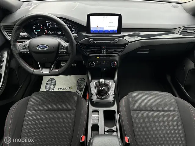 Ford Focus 1.0 EcoBoost ST Line Business 2019 Benzine 11