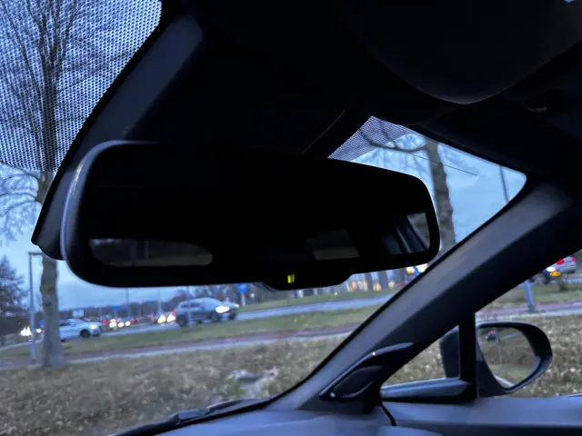 Toyota C-HR 1.8 Hybrid Style 2018 Hybride Benzine 22