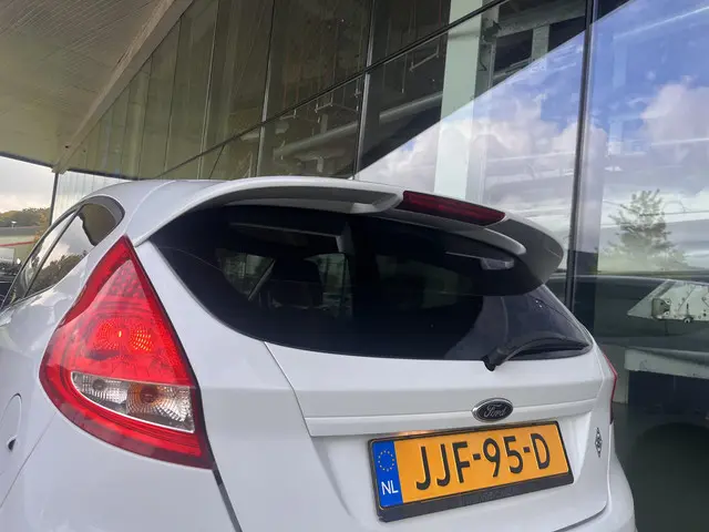 Ford Fiesta 1.25 ST LINE 82 PK 2012 Benzine 23