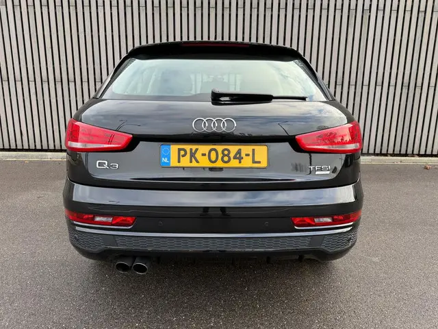 Audi Q3 1.4 TFSI S-Line / 1e eigenaar 2017 Benzine 15