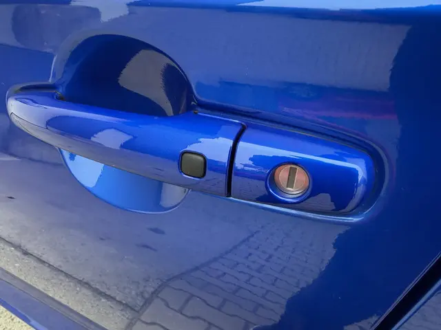 Suzuki Swift 1.2 Select Smart Hybrid 2025 Benzine 25