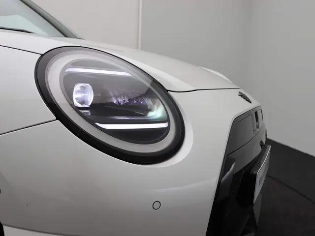 MINI 3-Deurs Cooper E John Cooper Works 2024 Elektrisch 22