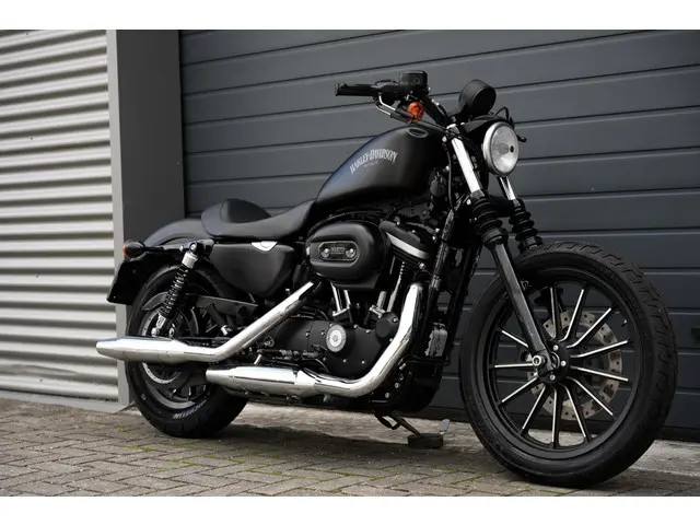 Harley-Davidson Sportster XL 883 Iron 2014 Benzine 4