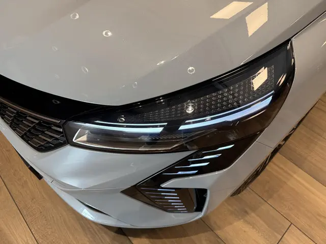 Renault Clio 1.0 TCe 90 GPF techno 2024 Benzine 8