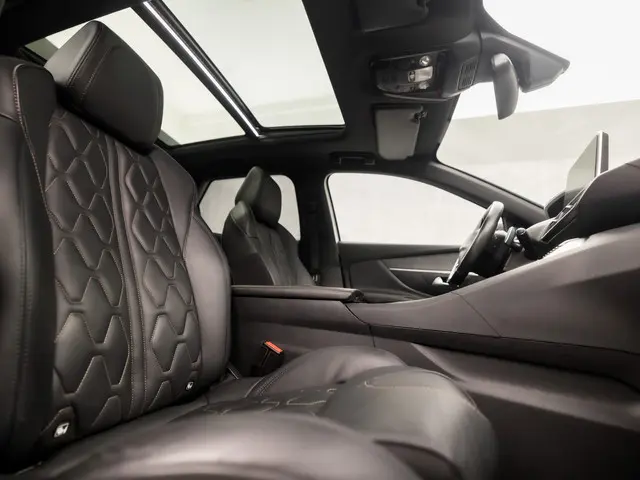 Peugeot 3008 1.6 e-THP GT Line 2017 Benzine 8