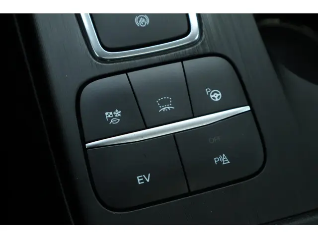 Ford Kuga 2.5 PHEV ST-Line X 2023 Hybride Benzine 36