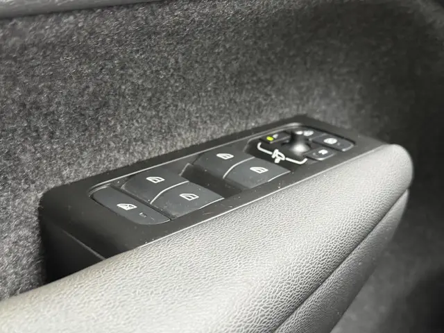 Volvo XC40 1.5 T2 Momentum Business 2022 Benzine 22