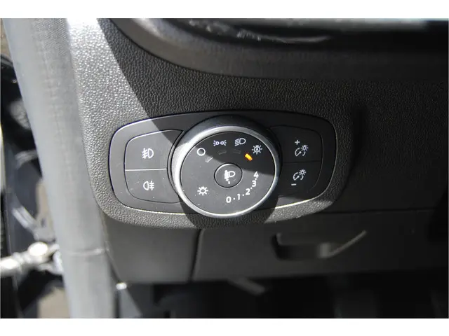 Ford Fiesta 1.1 Trend 5dr 85pk 2017 Benzine 12