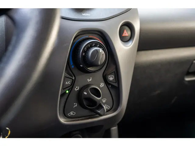 Peugeot 108 1.0 e-VTi Active 2019 Benzine 21