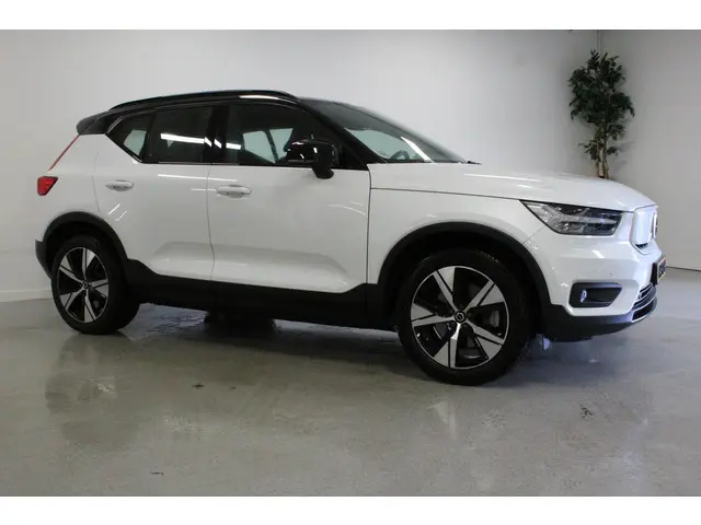 Volvo XC40 2