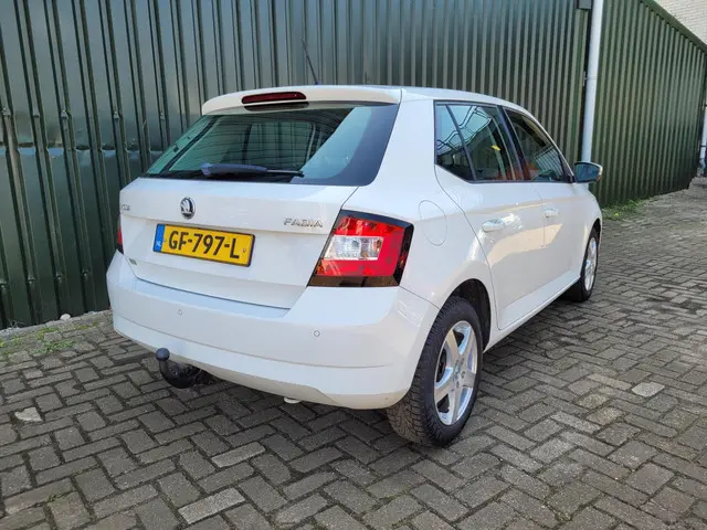 Škoda Fabia 1.0 First Edition Ambition 2015 Benzine 5