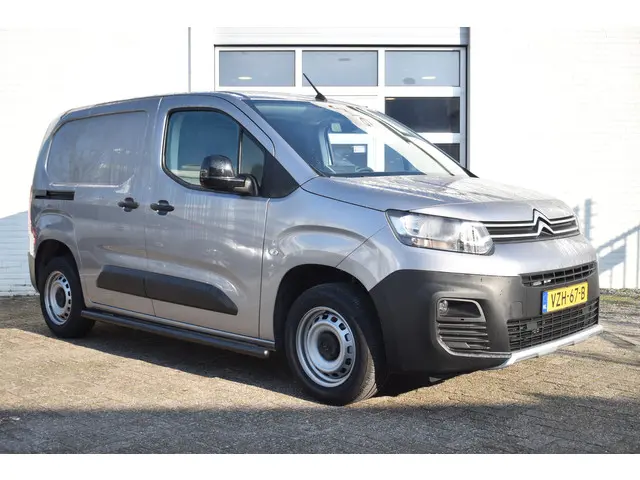 Citroën Berlingo BlueHDi 100 S&S L1 2023 Diesel 3
