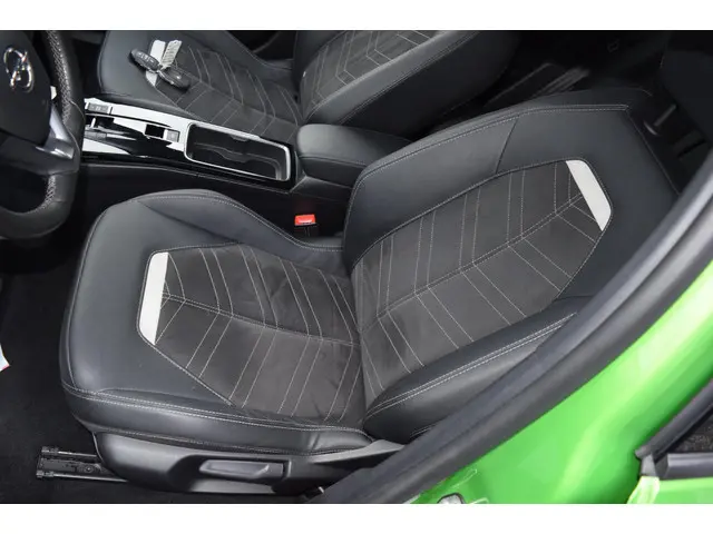 Opel Mokka-e Ultimate 50-kWh 11kw bl. 2021 Elektrisch 10