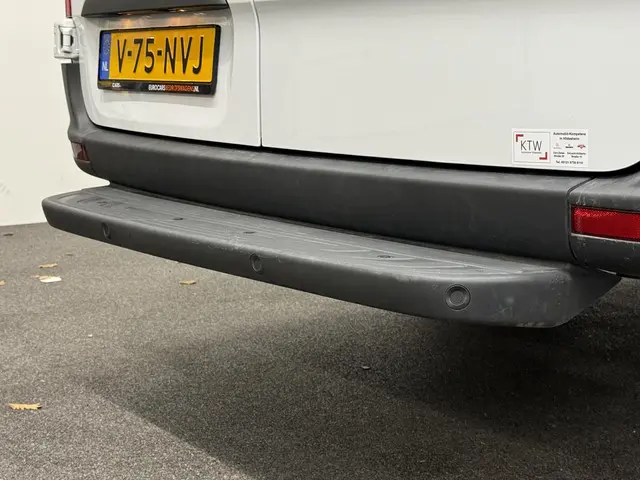 Mercedes-Benz Sprinter 317 CDI L4 Maxi 2024 Diesel 21