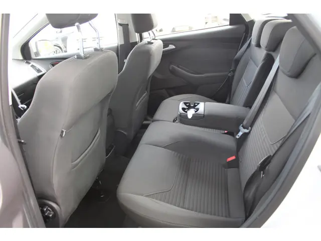 Ford Focus Wagon 1.0 EcoBoost Titanium 2018 Benzine 26