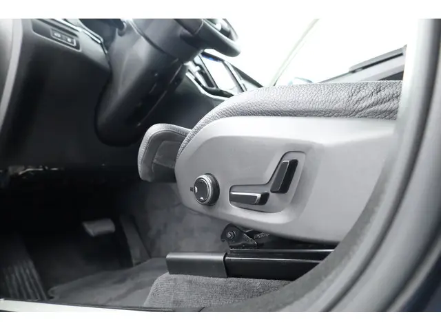 Volvo XC60 T6 Recharge Plus Bright 2025 Hybride Benzine 5