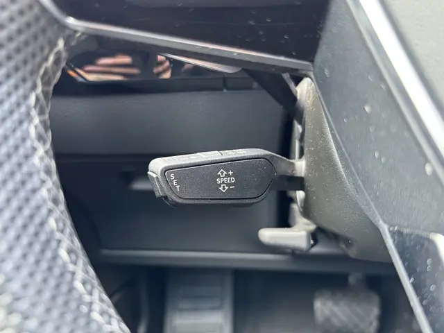 Audi e-tron 55 quattro S edition 2022 Elektrisch 23