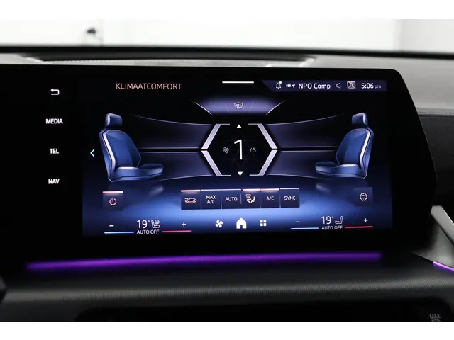 BMW iX2 xDrive30 67 kWh 2024 Elektrisch 58