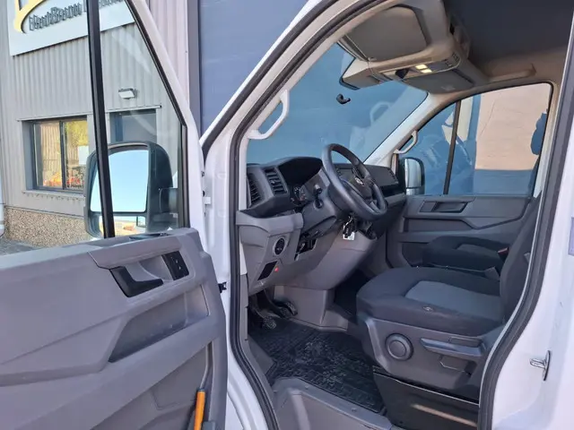 Volkswagen Crafter 35 2.0 TDI L3H3 Highline 2018 Diesel 17