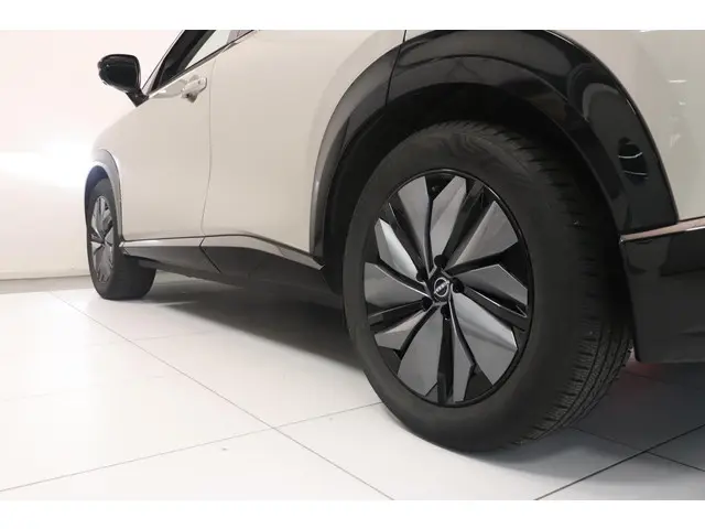 Nissan ARIYA Advance 66 kWh 2023 Elektrisch 17