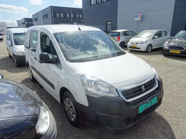 Peugeot Partner 120 1.6 BlueHDi 75 L1 XR 2015 Diesel 6