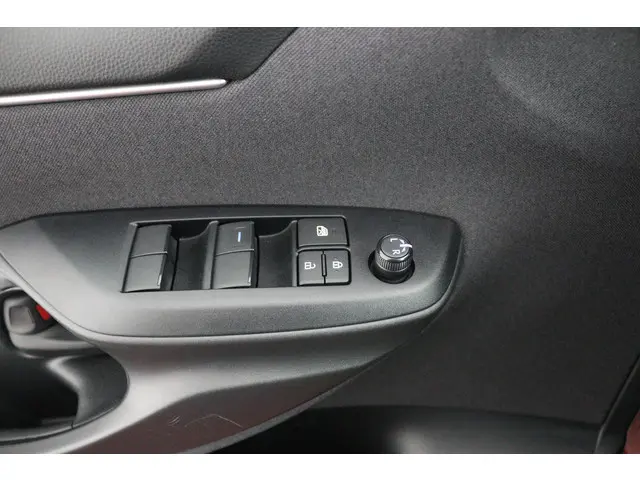 Toyota Yaris 1.5 Hybrid Dynamic 2022 Hybride Benzine 28