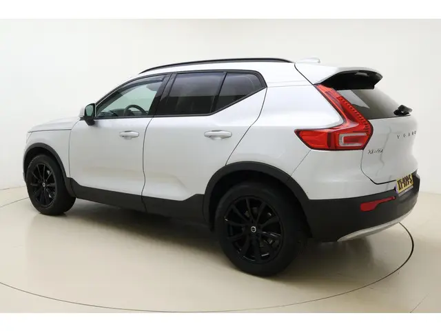 Volvo XC40 2.0 T4 Momentum 2019 Benzine 4