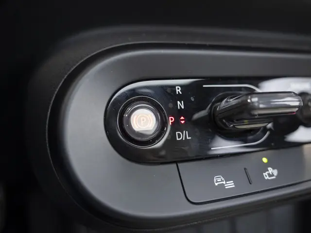 MINI 5-Deurs C 2025 Benzine 12