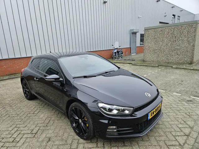 Volkswagen Scirocco 2.0 TDI Aut/Kantldak/Xenon 2016 Diesel 39