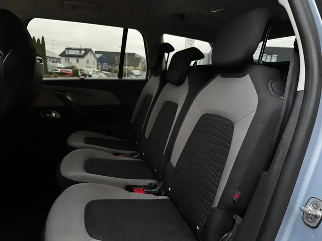 Citroën Grand C4 Picasso 1.6 Intensive 7p 2014 Benzine 16