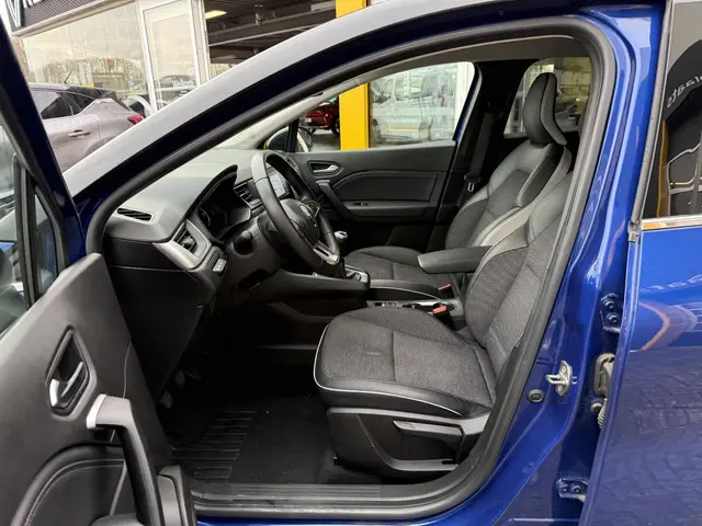 Renault Captur 1.0 TCe 90 Techno 2023 Benzine 4